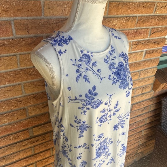 Floral Toile Stretchy Boho Swing Dress W Medium Blue White NWT Sleeveless A-Line - Picture 3 of 11